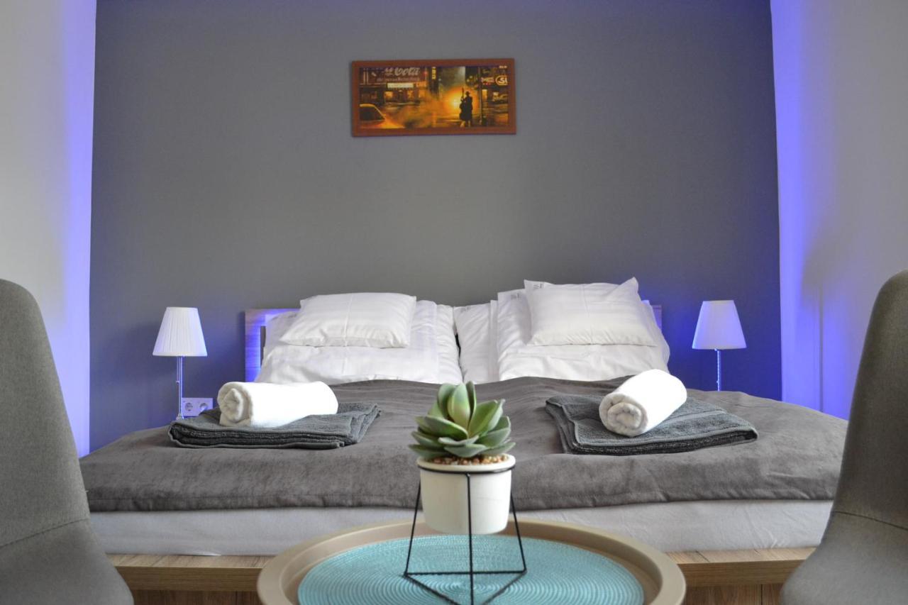 FŐNIX Design Rooms Debrecen Buitenkant foto