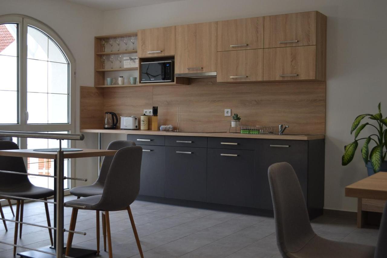 FŐNIX Design Rooms Debrecen Buitenkant foto