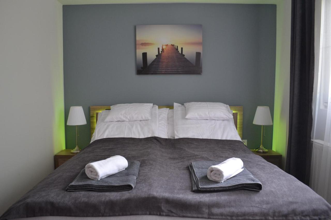 FŐNIX Design Rooms Debrecen Buitenkant foto