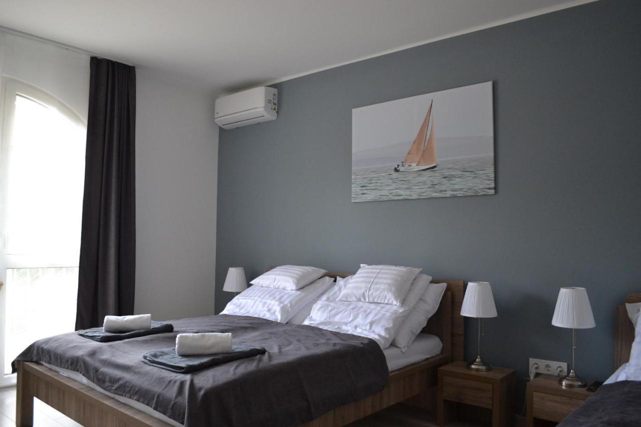 FŐNIX Design Rooms Debrecen Buitenkant foto