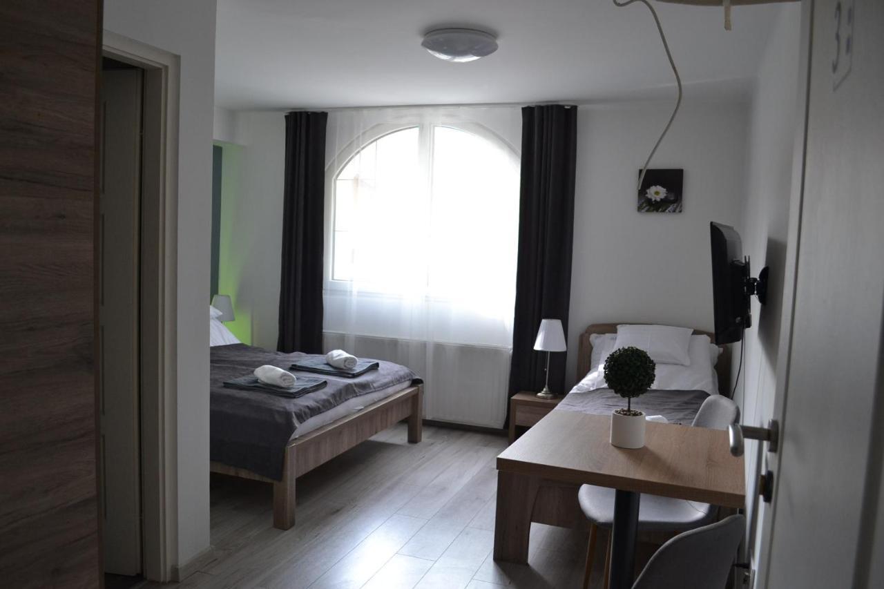 FŐNIX Design Rooms Debrecen Buitenkant foto