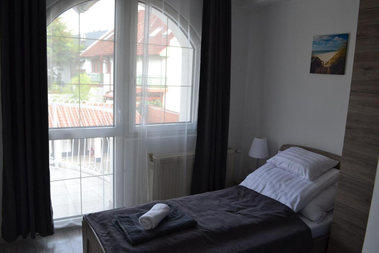 FŐNIX Design Rooms Debrecen Buitenkant foto