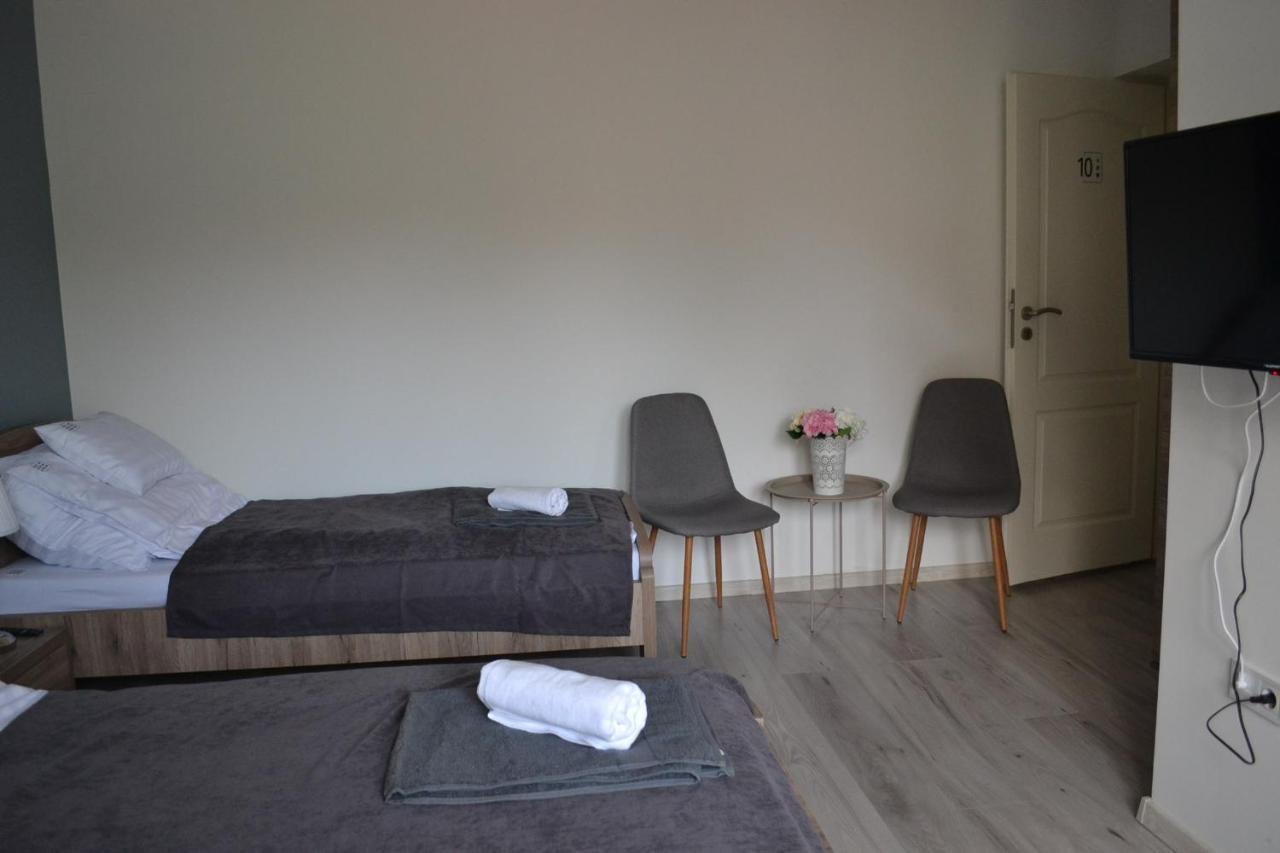 FŐNIX Design Rooms Debrecen Buitenkant foto