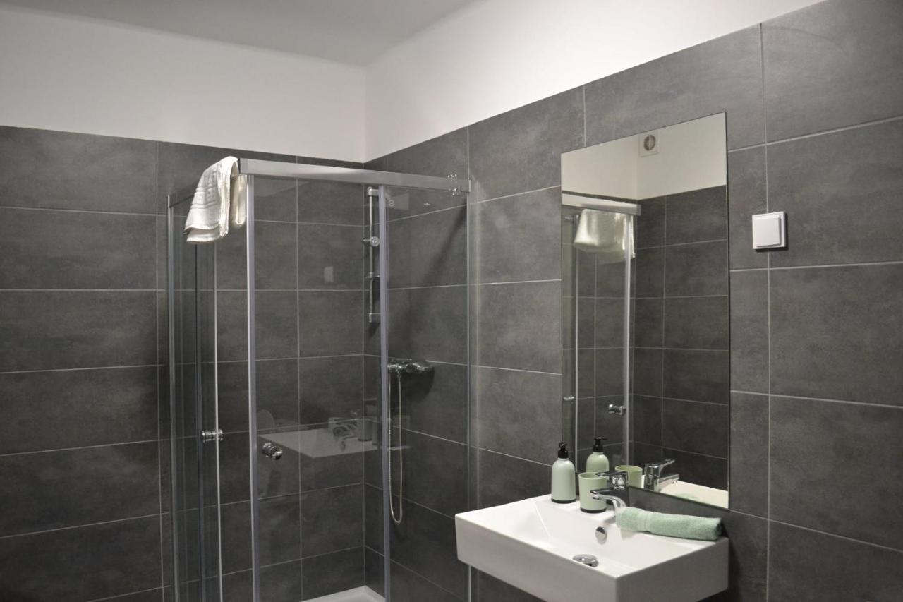 FŐNIX Design Rooms Debrecen Buitenkant foto
