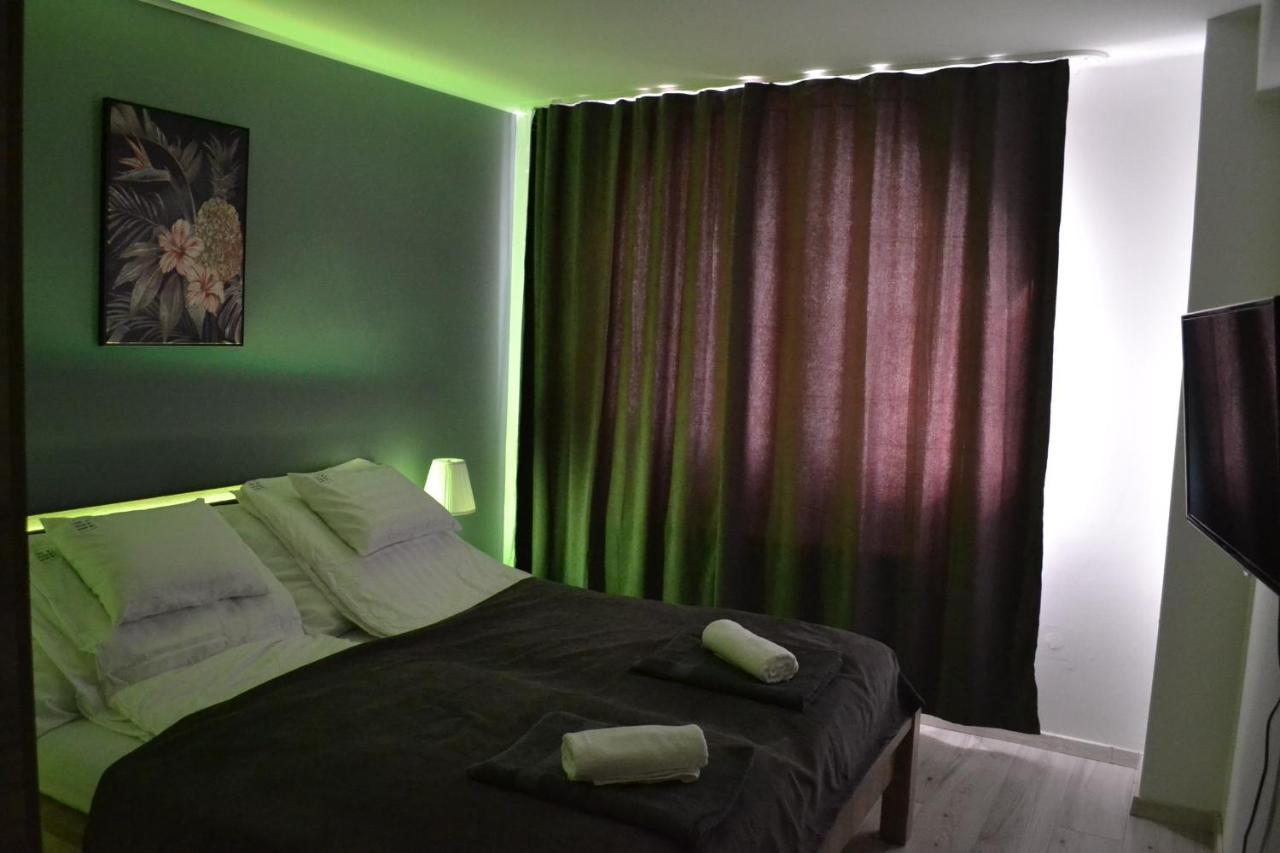 FŐNIX Design Rooms Debrecen Buitenkant foto